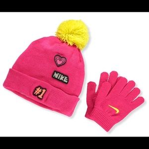 New Nike girls beanie & glove set